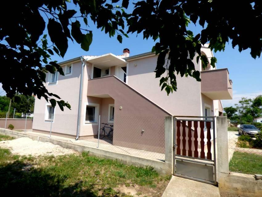 Apartments Branko ニン エクステリア 写真